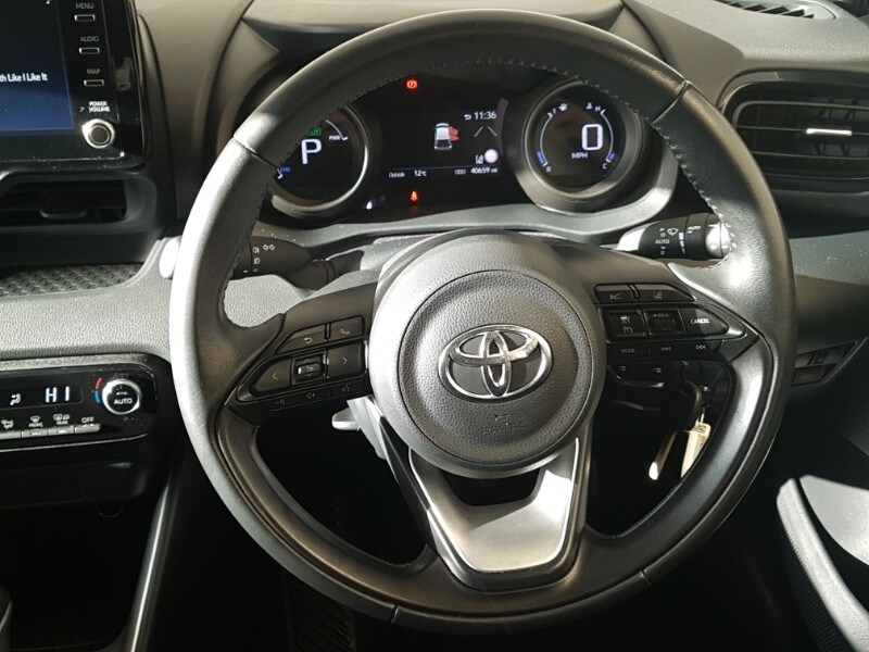 Used Toyota Yaris 2021 for sale - 77352380: Photo 10