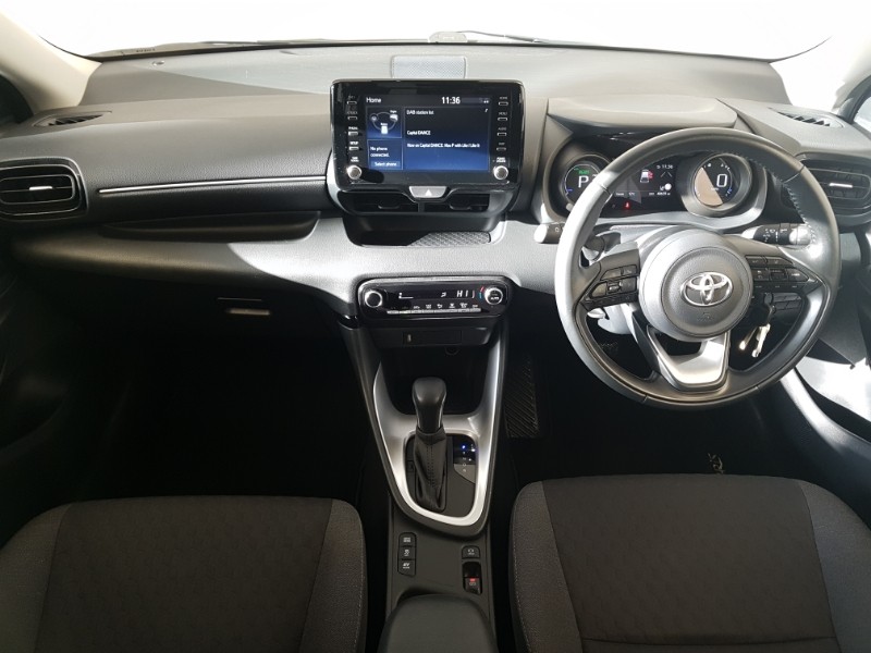 Used Toyota Yaris 2021 for sale - 77352380: Photo 2