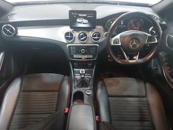 Used Mercedes-Benz GLA 2018 for sale - 77740535: Photo