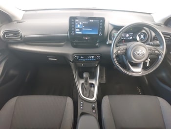 Used Toyota Yaris 2022 for sale - 78312787: Photo