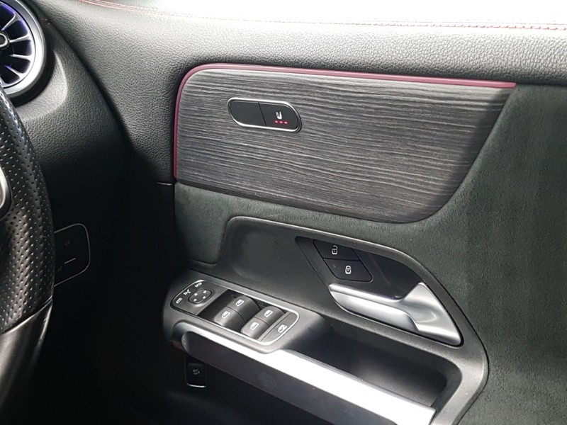 Used Mercedes-Benz EQB 2022 for sale - 77777293: Photo 18