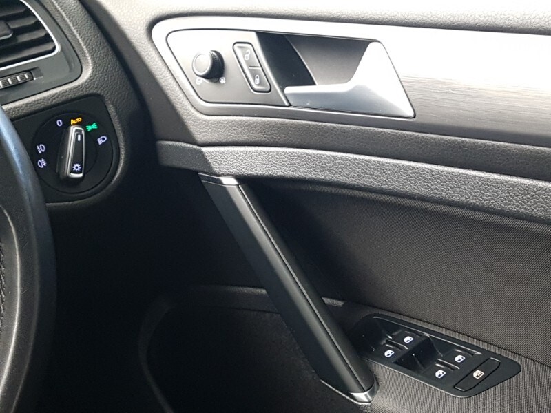 Used Volkswagen Golf 2020 for sale - 77815819: Photo 18