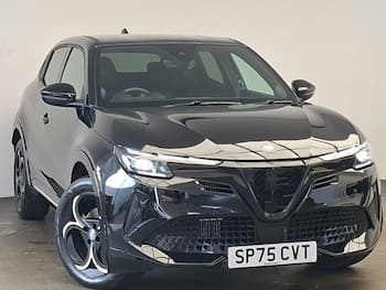 Used Alfa Romeo Junior 2025 for sale - 79737473: Photo