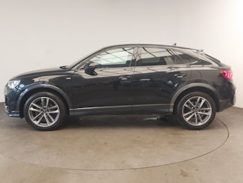 Used Audi Q3 2023 for sale - 79070522: Photo