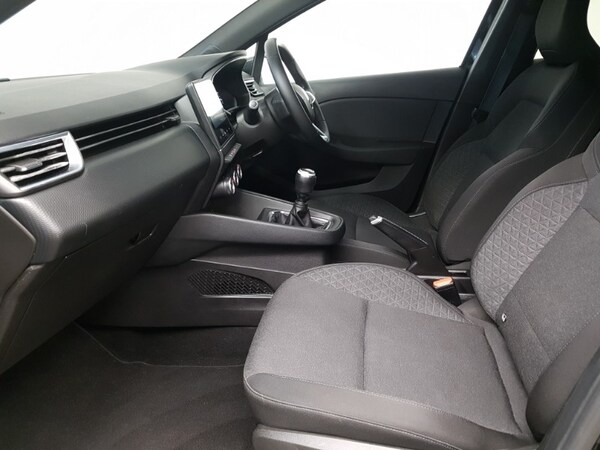 Used Renault Clio 2019 for sale - 76171992: Photo 5