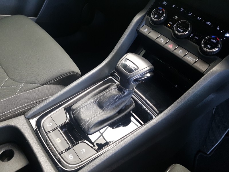 Used Skoda Karoq 2024 for sale - 77816076: Photo 17