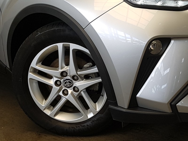 Used Toyota C-HR 2023 for sale - 77656964: Photo 9