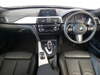 Used BMW 3 Series 2019 for sale - 76213616: Photo