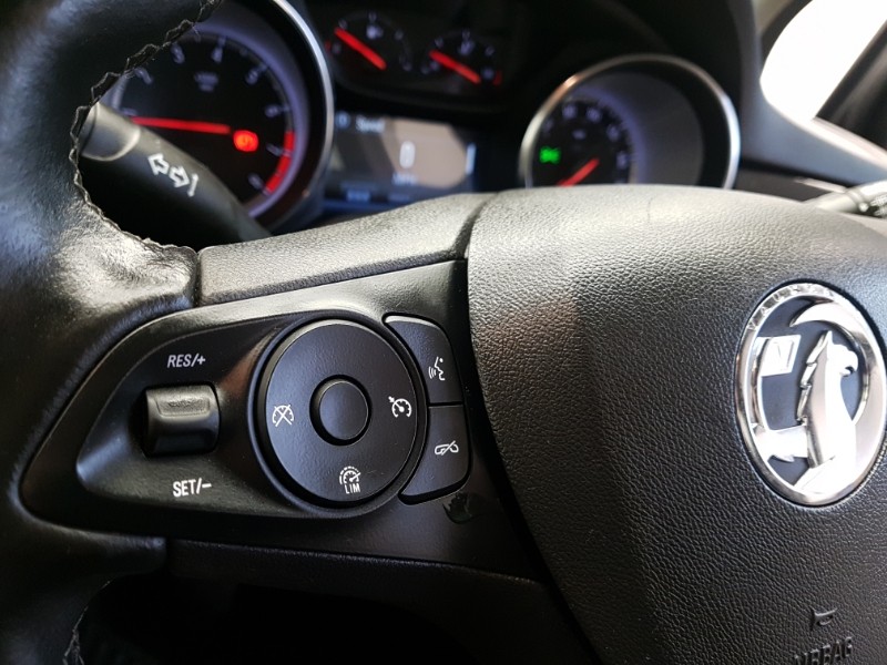 Used Vauxhall Astra 2018 for sale - 77702315: Photo 14