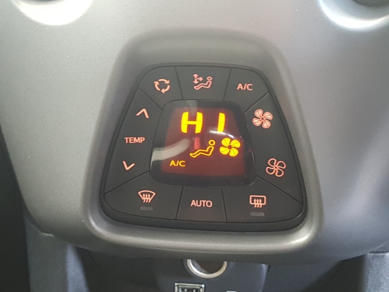 Used Toyota AYGO 2018 for sale - 76325820: Photo 19