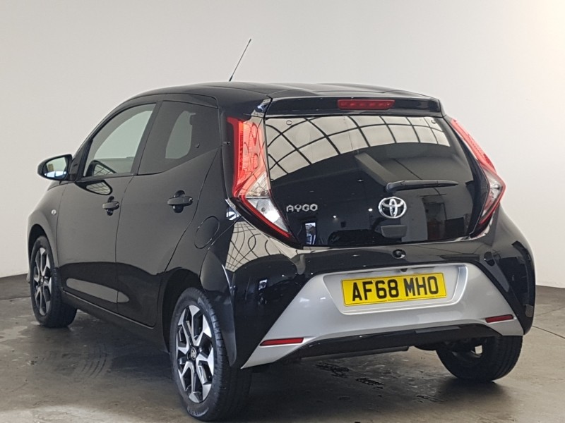 Used Toyota AYGO 2018 for sale - 76325820: Photo 3