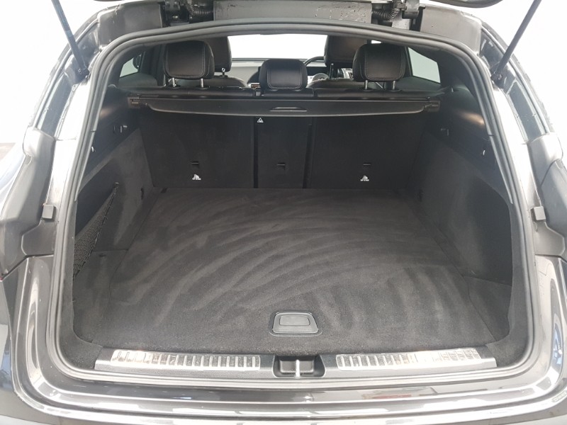 Used Mercedes-Benz EQC 2021 for sale - 76451200: Photo 8