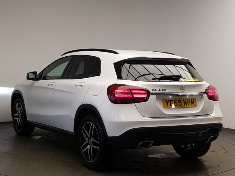 Used Mercedes-Benz GLA 2019 for sale - 77678356: Photo 3