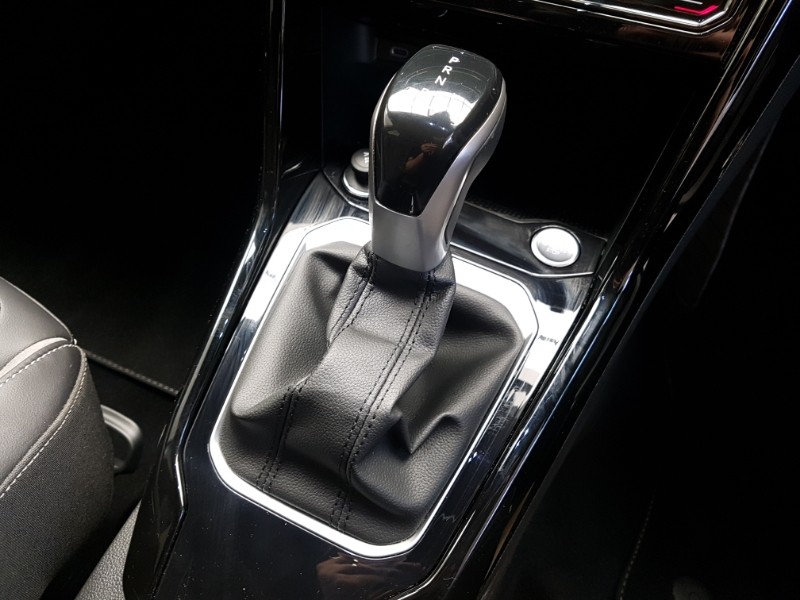 Used Volkswagen T-Roc 2024 for sale - 76120931: Photo 17