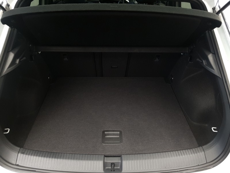 Used Volkswagen T-Roc 2024 for sale - 76120931: Photo 8