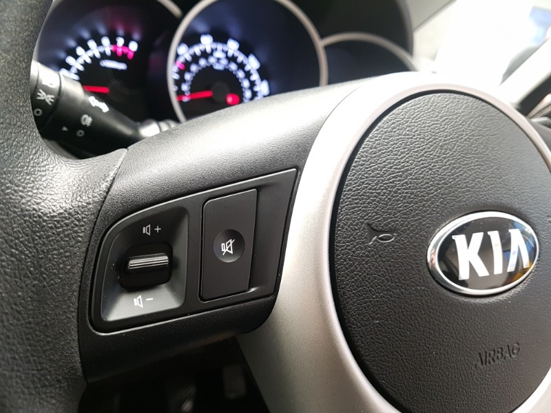 Used Kia Venga 2016 for sale - 78041395: Photo 12