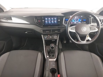 Used Volkswagen Polo 2024 for sale - 78945600: Photo