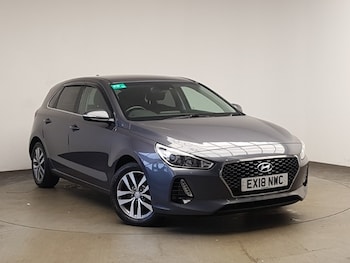 Used Hyundai i30 2018 for sale - 76543592: Photo