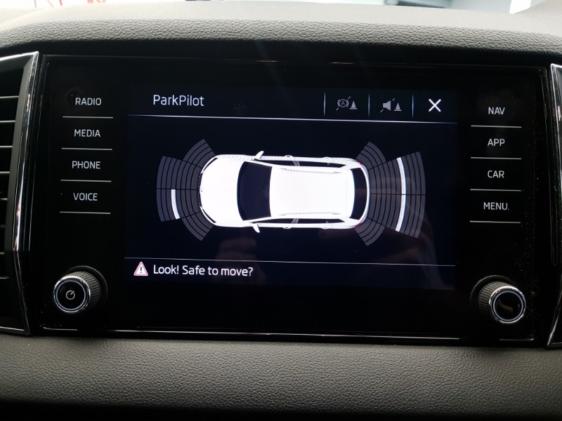 Used Skoda Karoq 2018 for sale - 76404000: Photo 12