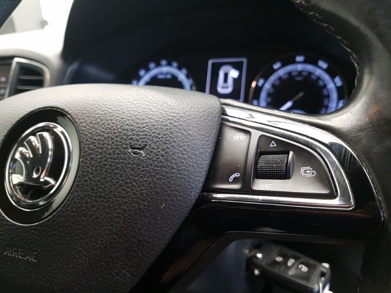 Used Skoda Karoq 2018 for sale - 76404000: Photo 16