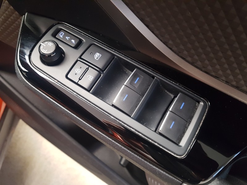 Used Toyota C-HR 2020 for sale - 77320007: Photo 12