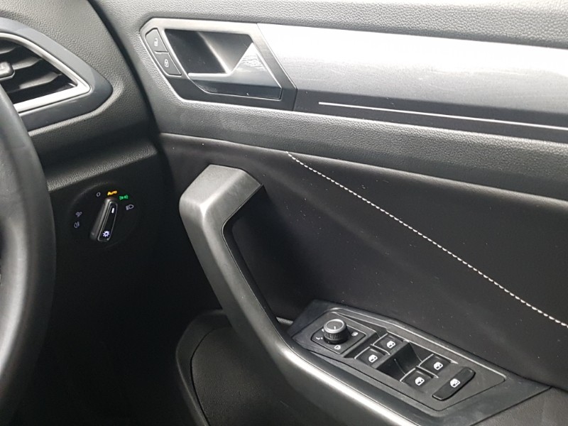 Used Volkswagen T-Roc 2023 for sale - 77115032: Photo 19