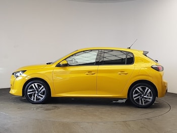 Used Peugeot 208 2021 for sale - 79477443: Photo