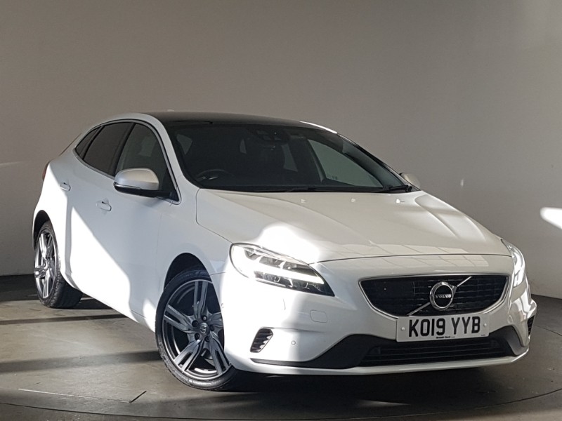 Used Volvo V40 2019 for sale - 76639514: Photo 1
