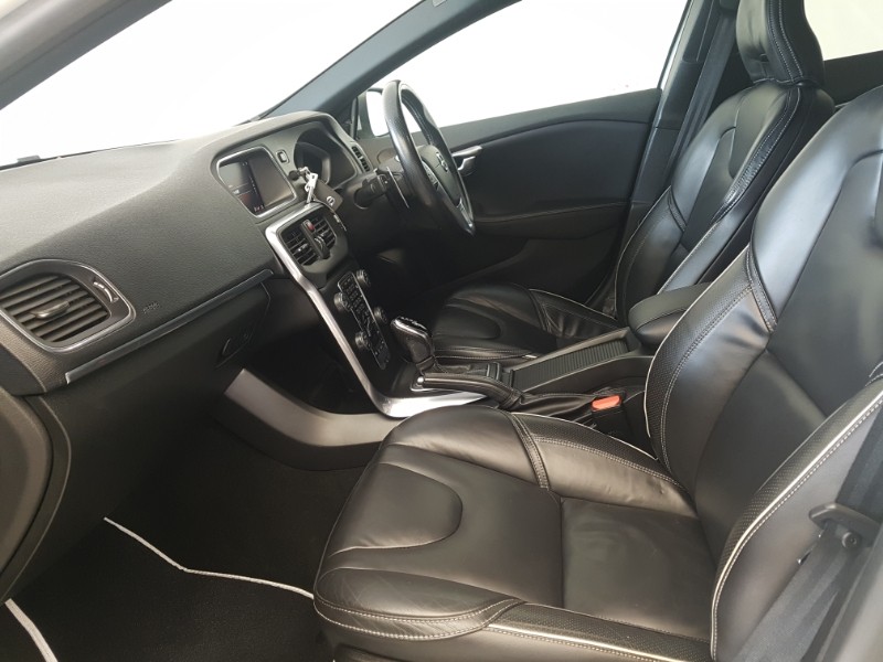 Used Volvo V40 2019 for sale - 76639514: Photo 5