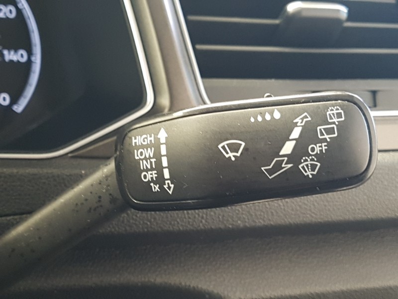 Used Volkswagen T-Roc 2018 for sale - 78033191: Photo 19