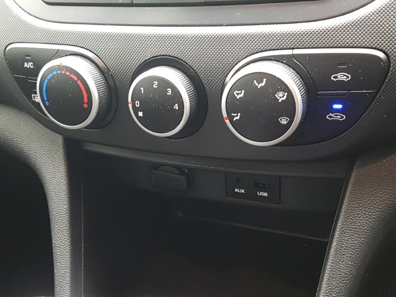 Used Hyundai i10 2019 for sale - 77252474: Photo 16