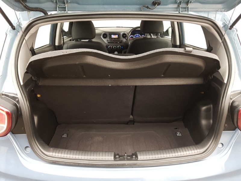 Used Hyundai i10 2019 for sale - 77252474: Photo 8