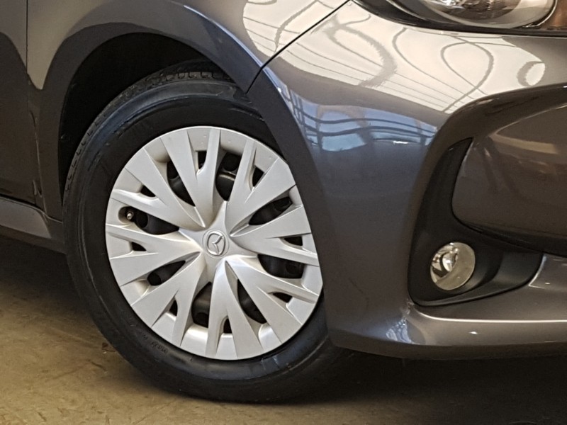 Used Mazda Mazda2 HYBRID 2023 for sale - 77922769: Photo 9