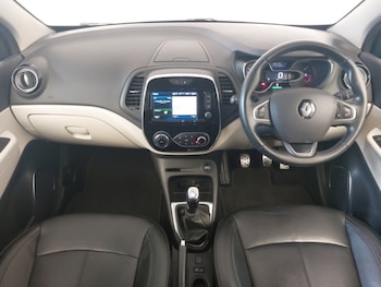 Used Renault Captur 2019 for sale - 78771158: Photo