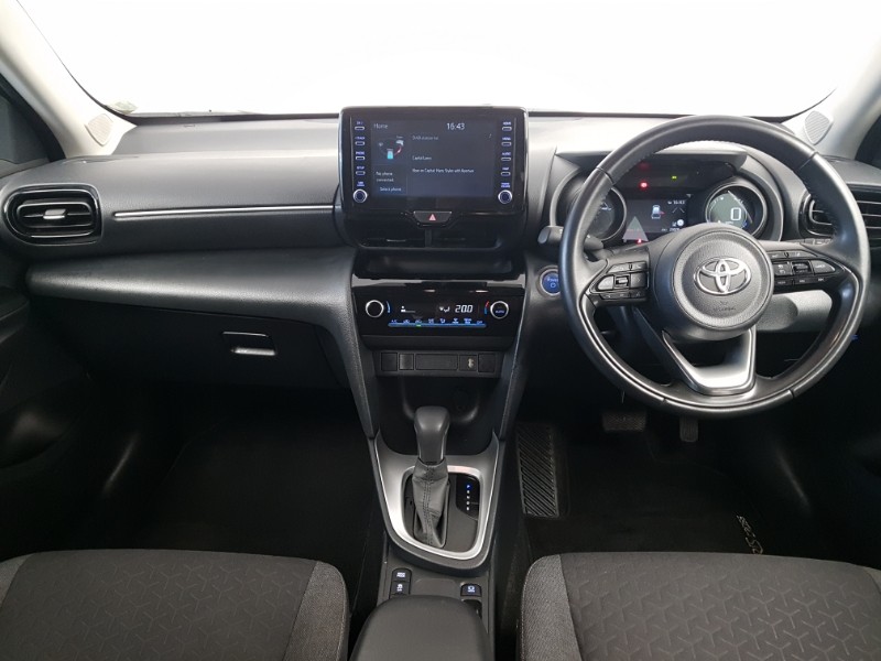 Used Toyota Yaris Cross 2022 for sale - 77948201: Photo 2