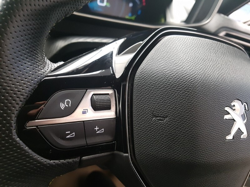 Used Peugeot 2008 2021 for sale - 77448974: Photo 15