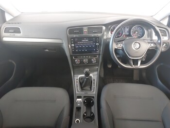 Used Volkswagen Golf 2018 for sale - 78274868: Photo