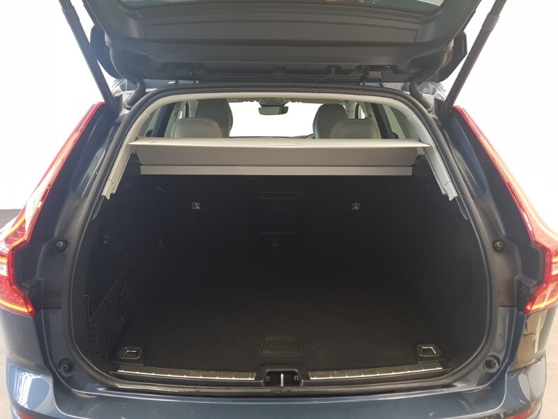 Used Volvo XC60 2023 for sale - 78093652: Photo 8