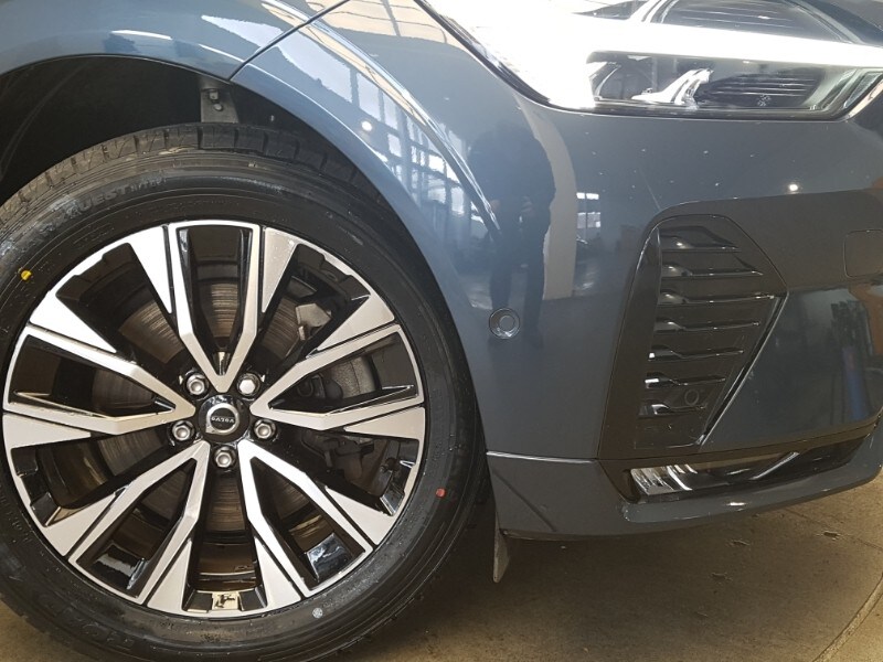 Used Volvo XC60 2023 for sale - 78093652: Photo 9