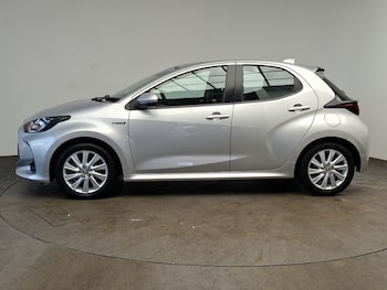 Used Toyota Yaris 2020 for sale - 79447993: Photo