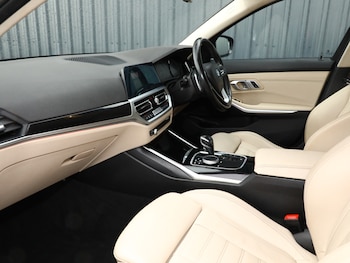 Used BMW 3 Series 2021 for sale - 78264073: Photo