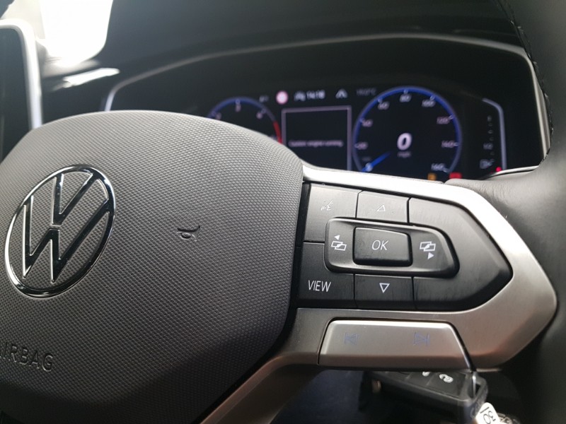 Used Volkswagen T-Roc 2024 for sale - 76160870: Photo 16