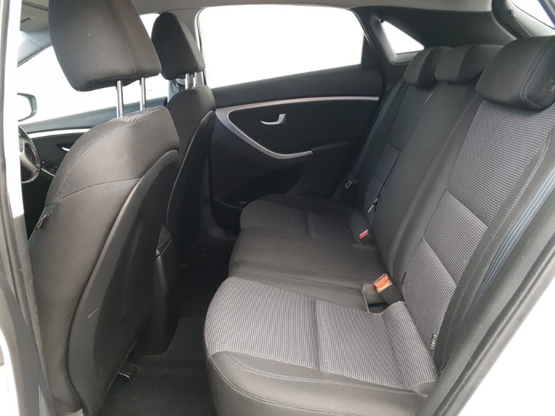 Used Hyundai i30 2013 for sale - 77318810: Photo 6