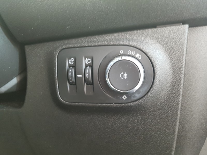 Used Vauxhall ADAM 2019 for sale - 78013472: Photo 18