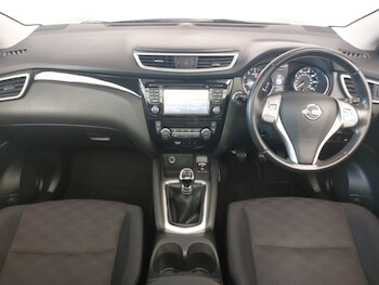 Used Nissan Qashqai 2016 for sale - 78865878: Photo