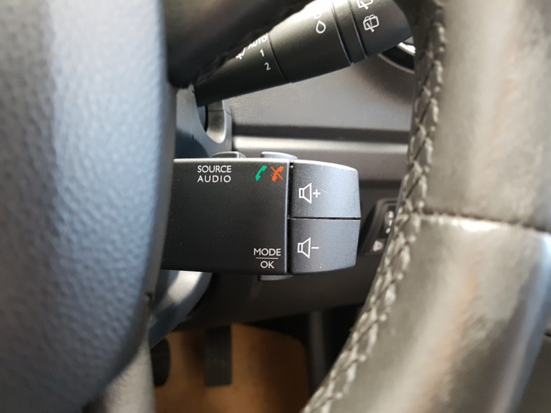 Used Renault Captur 2016 for sale - 78033182: Photo 16