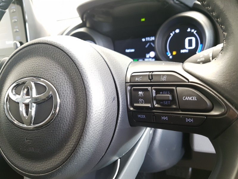 Used Toyota Yaris Cross 2022 for sale - 77206133: Photo 15