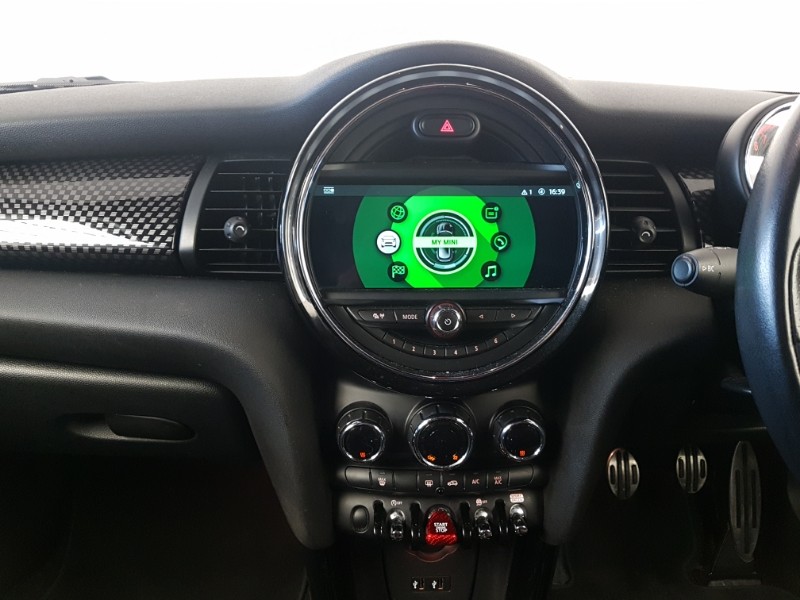 Used MINI Hatch 2018 for sale - 76636563: Photo 11