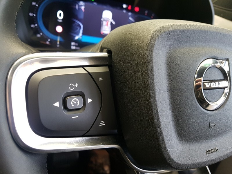 Used Volvo XC40 2023 for sale - 77777288: Photo 15