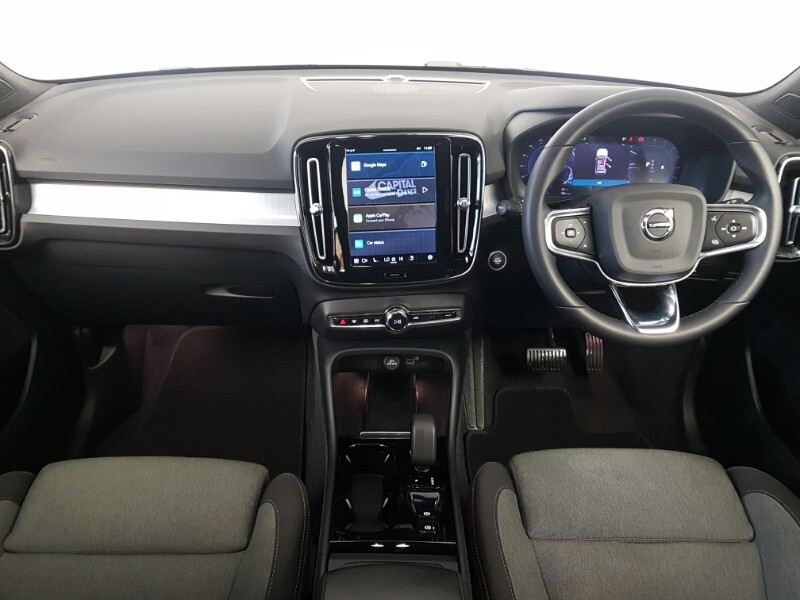 Used Volvo XC40 2023 for sale - 77777288: Photo 2